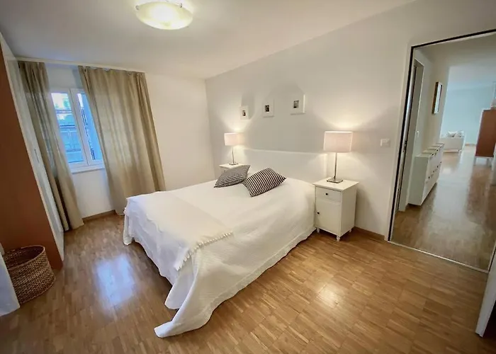 Apartment Your Bright And Spacious By The *